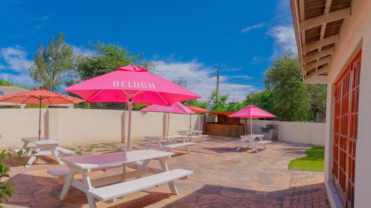 Green Lagoon Guest House Gaborone Exterior foto